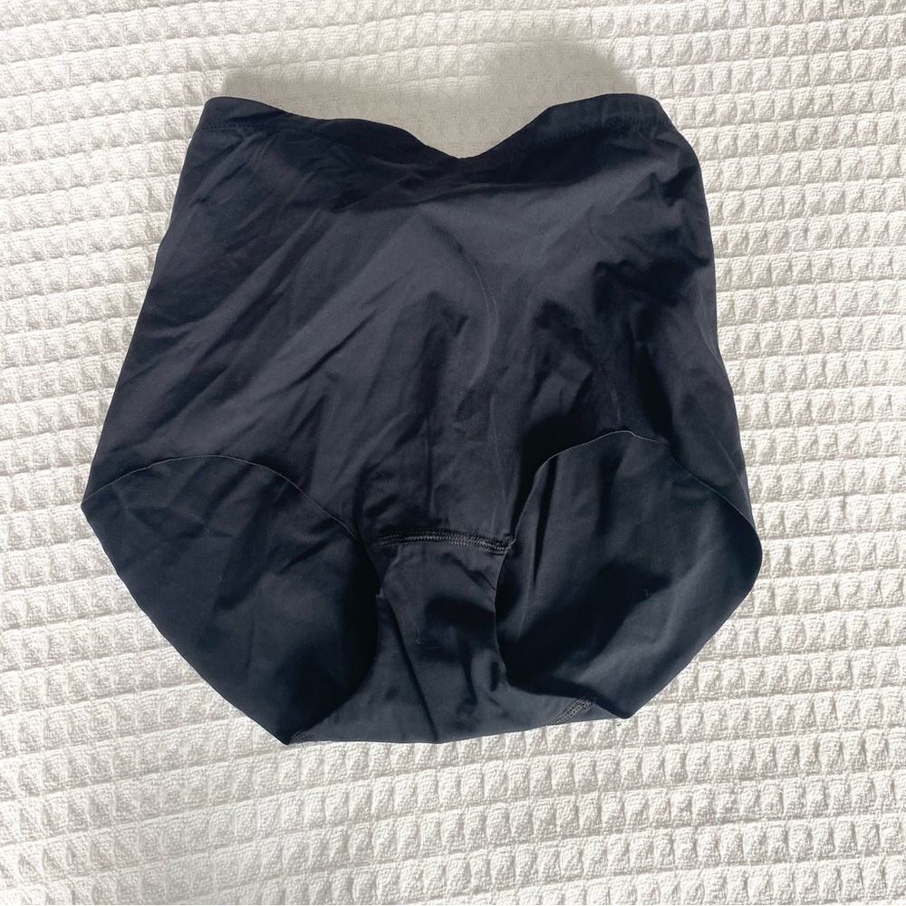 Intimissimi Black High-Waisted Shapewear size medium